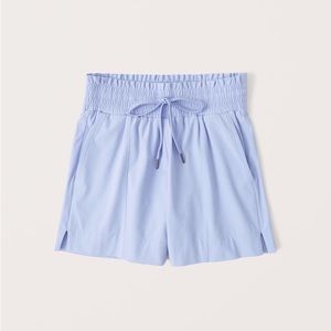 Abercrombie traveler shorts size small unlined